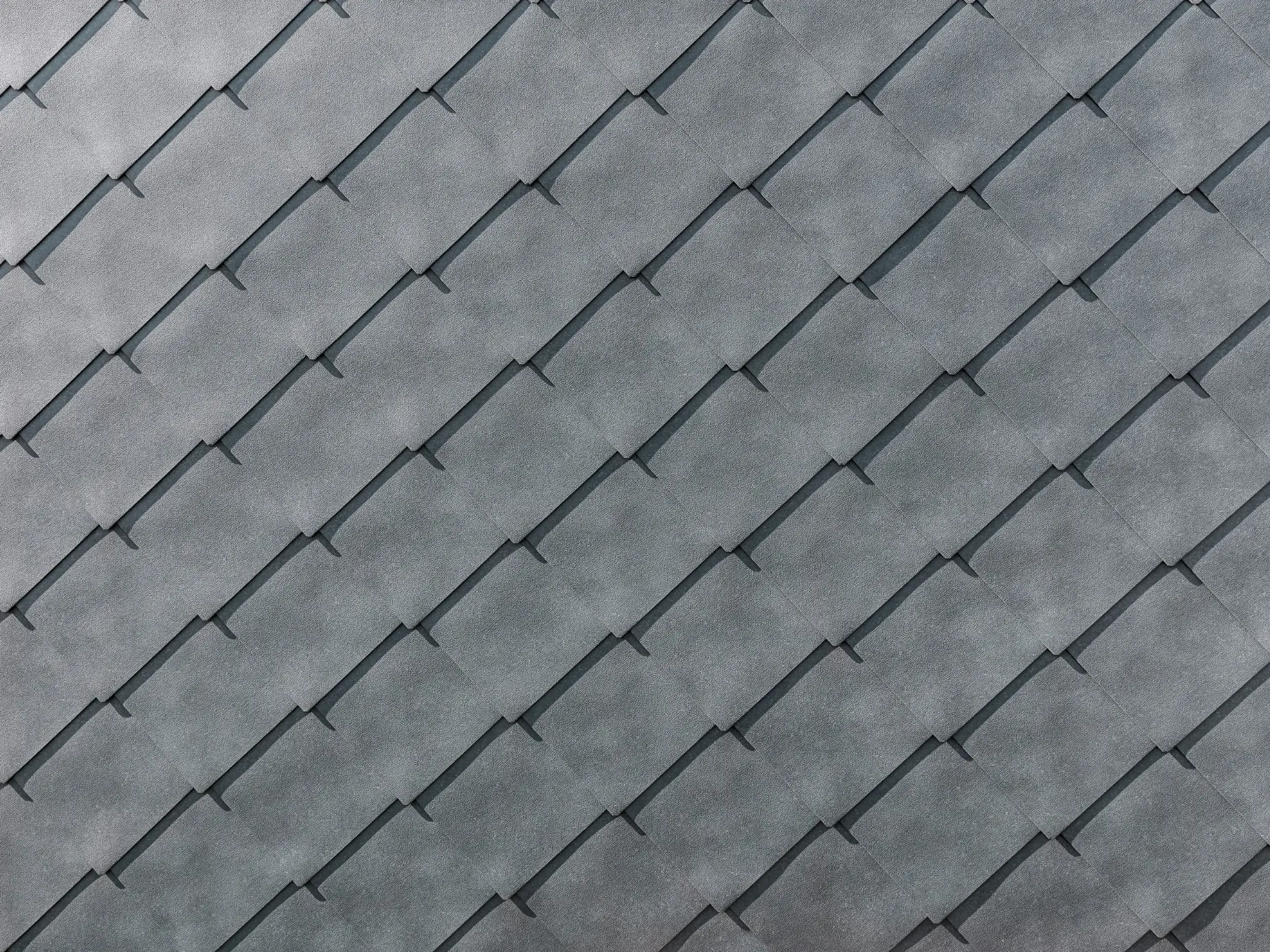 Detaljvisning av PREFA aluminium veggrombe 44 × 44 i P.10 steingrå