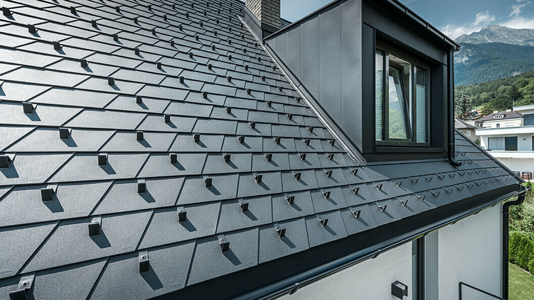 Finn PREFA aluminiumsprodukter for ditt tak eller fasade