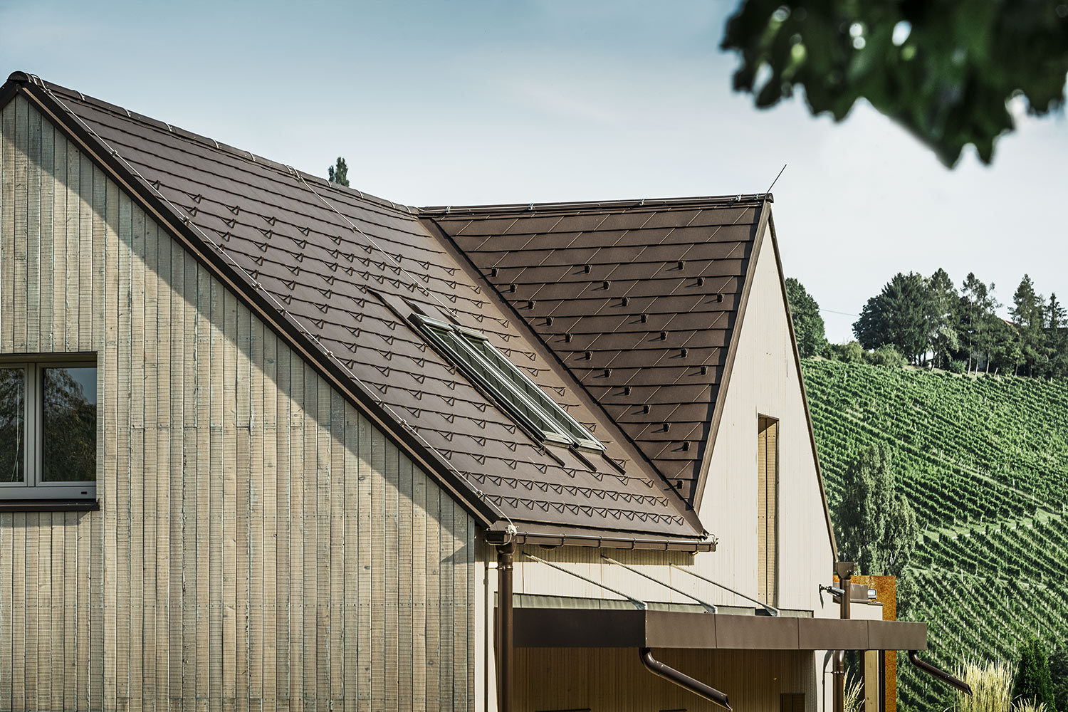 Referenzobjekte PREFA Taksystemer Takshingel 11 P.10 nøttebrun