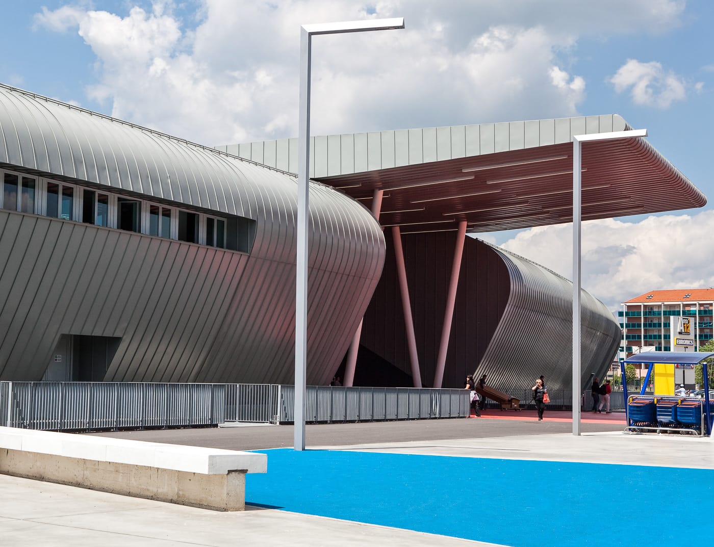 Referenzobjekte PREFA Fasadesystemer Fasadesystemer Prefalz® 08 P.10 sinkgrå